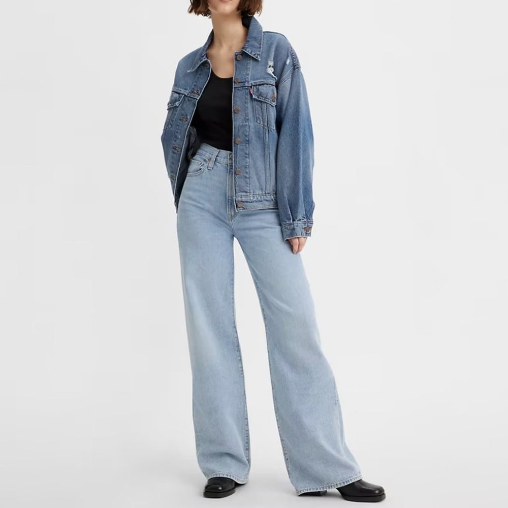 Levi's Ribcage Wide Leg Jeans